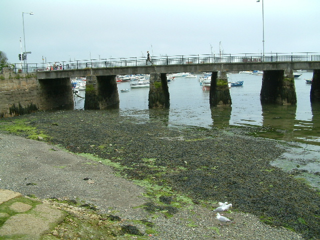 The inner harbour, Penzance. 28 May 2003.